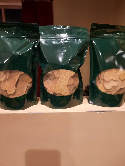 DOGGANIC TREATS, LLC Picture 3