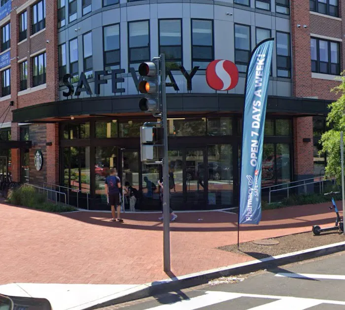 Safeway Bakery Picture 3