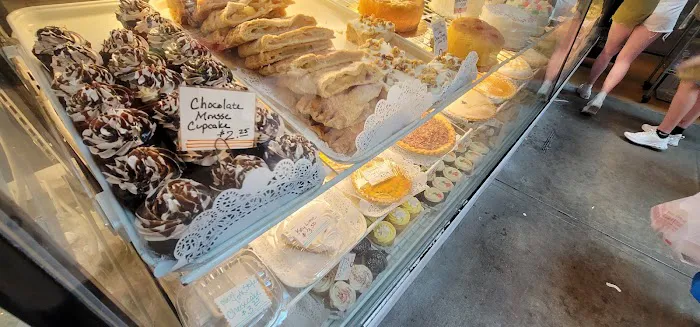 Fine Sweet Shoppe - Eastern Market Picture 8