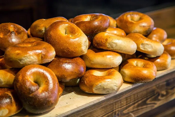 Bullfrog Bagels Picture 6