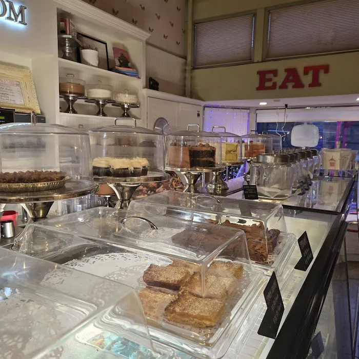 The CakeRoom Picture 2