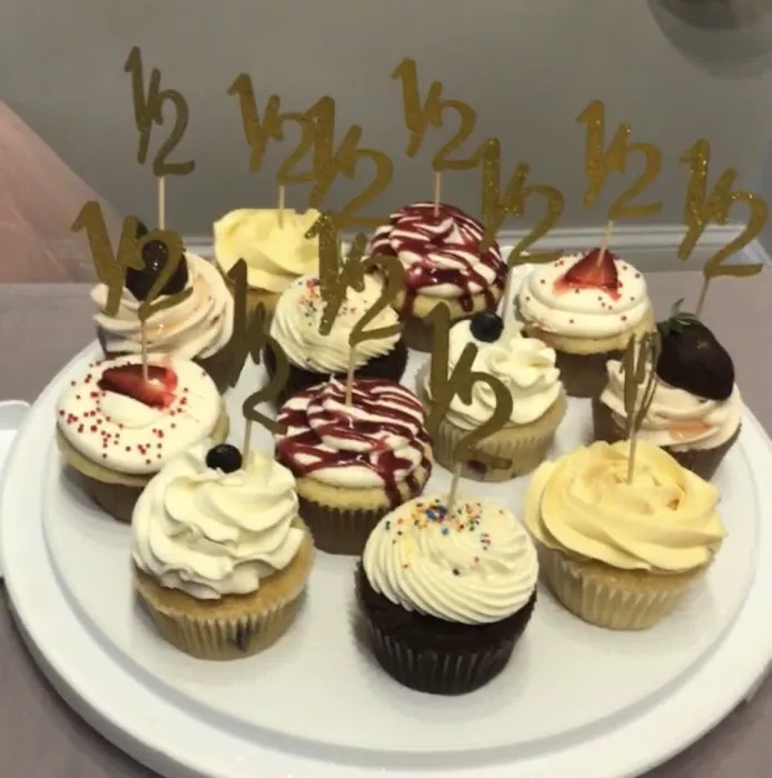 Sonia Vee's Cupcakes Picture 10