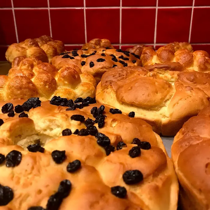 The Red Bandana Bakery Picture 5