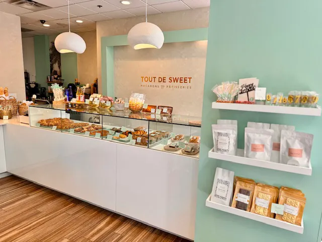 Tout de Sweet Pastry Shop Picture 4