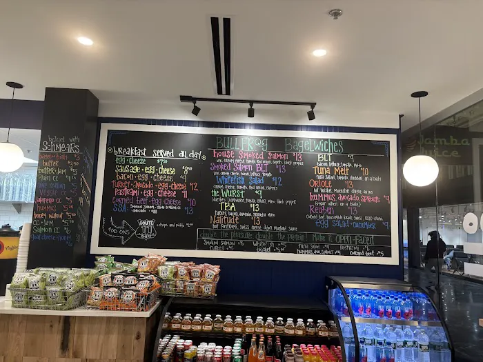 Bullfrog Bagels Union Station Picture 9