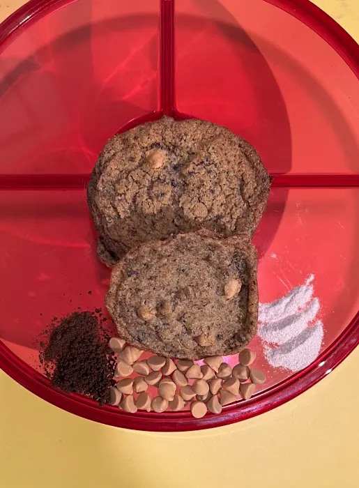 Sweets-Are-Us Baking Company Picture 6