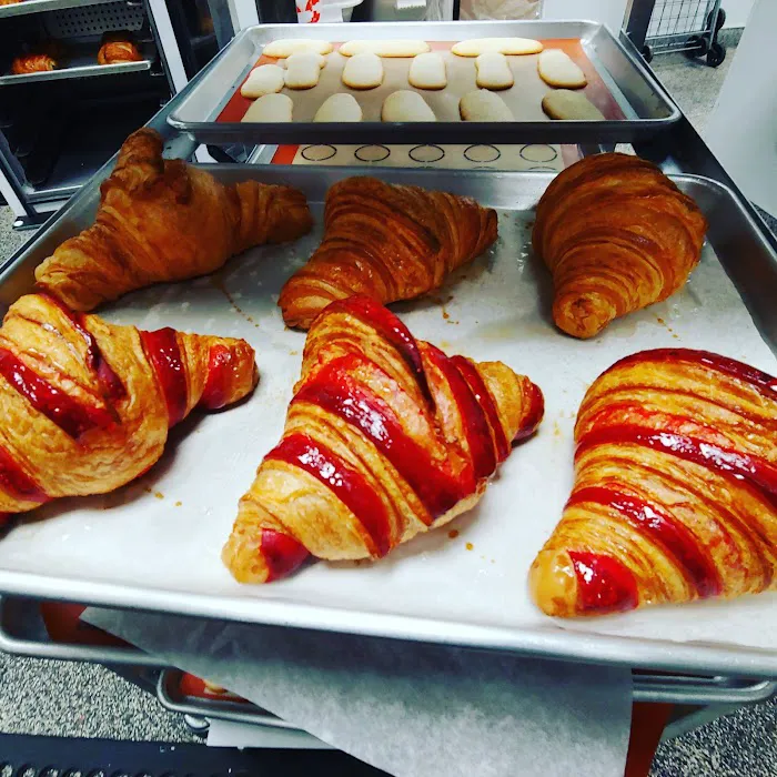 Nino's Bakery Picture 3