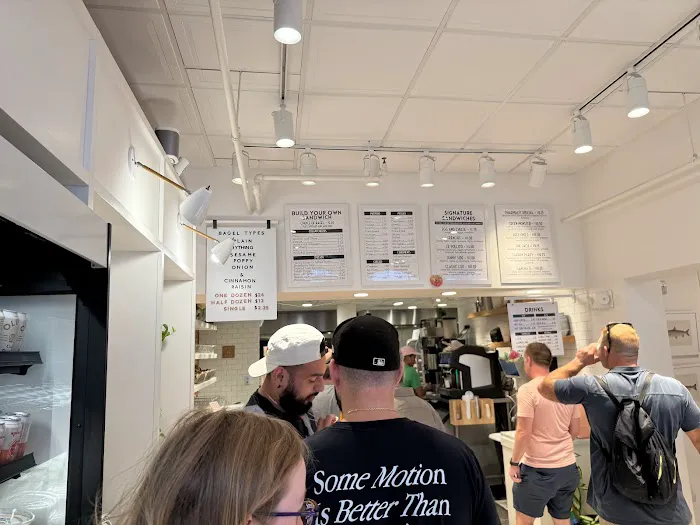Pearl's Bagels Picture 4