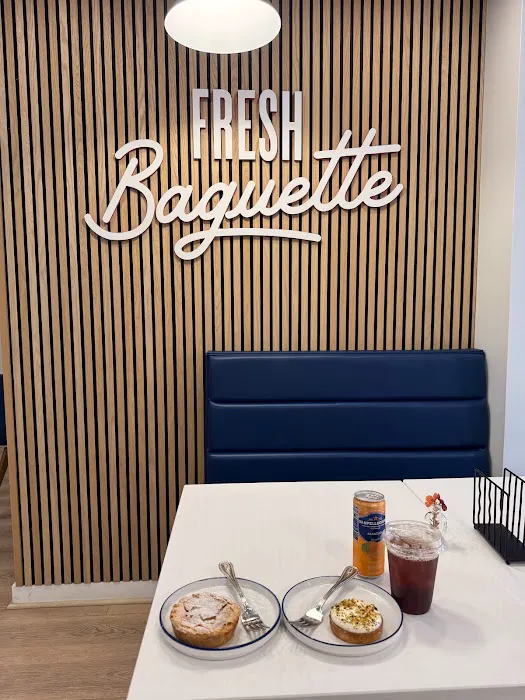 Fresh Baguette Picture 10