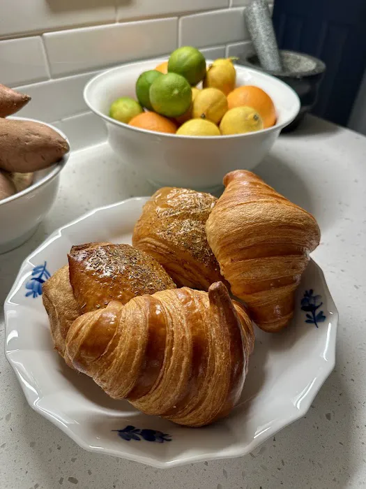 Fresh Baguette Picture 4