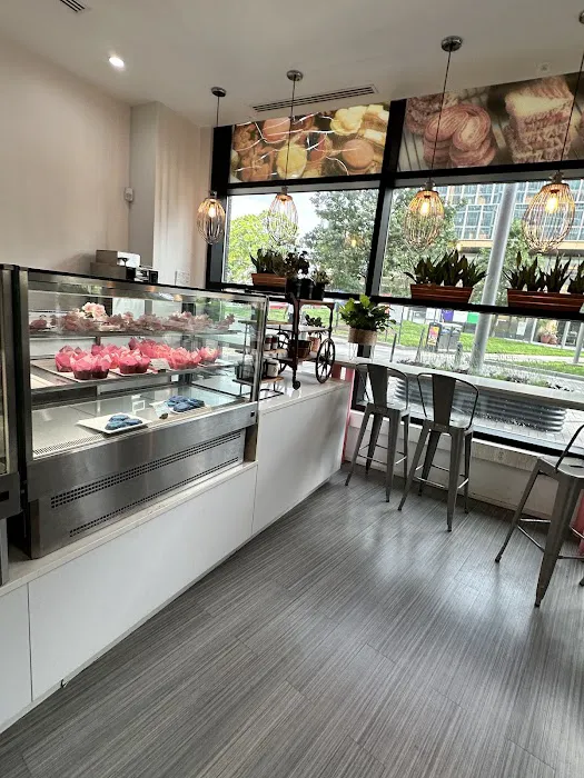 Praline Bakery Picture 10