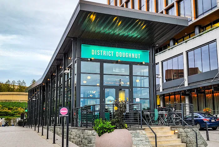 District Doughnut Picture 5