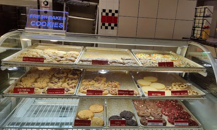 Larry's Cookies and Ice Cream Picture 8