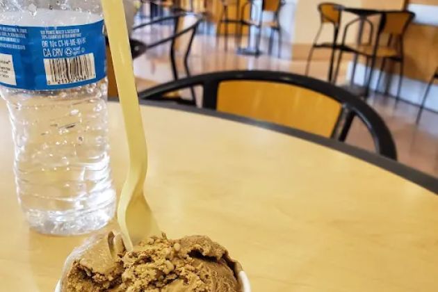 Larry's Cookies and Ice Cream