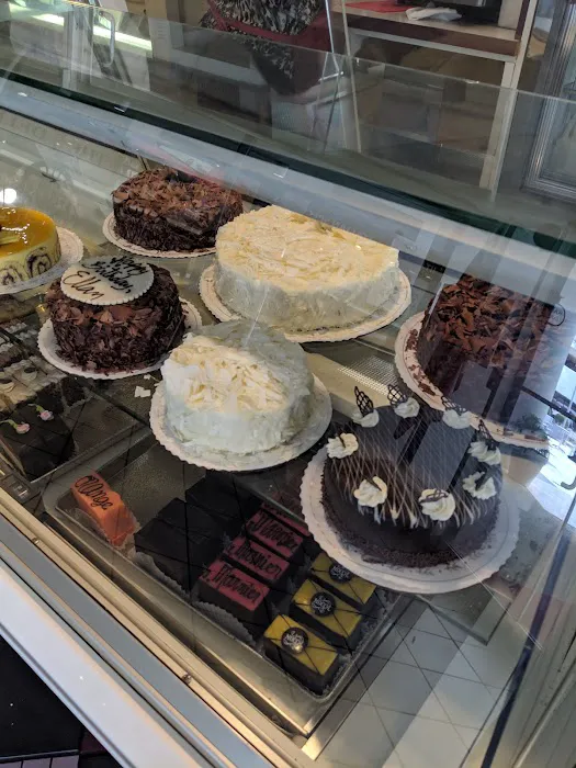 Watergate Pastry Picture 7