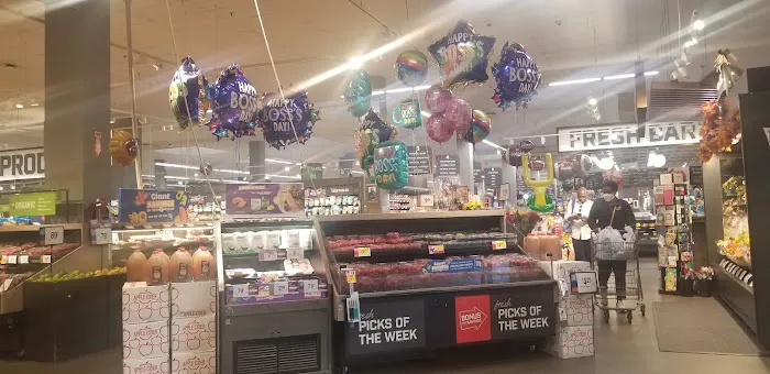 Giant Food Bakery Picture 2