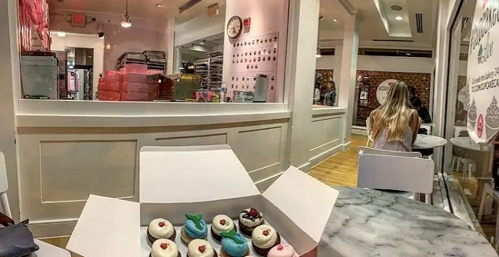 Georgetown Cupcake Picture 1