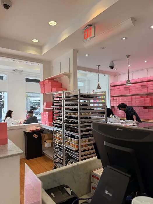 Georgetown Cupcake Picture 10