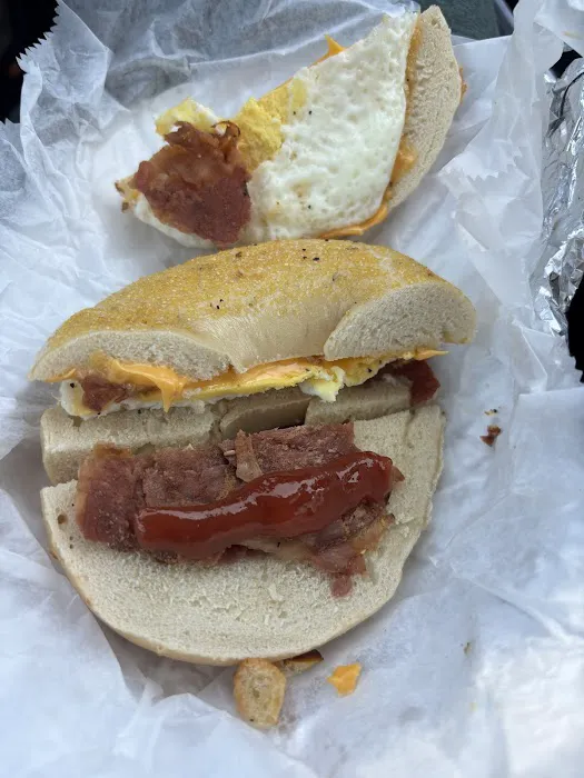 Royal Bagel Bakery & Deli Picture 7