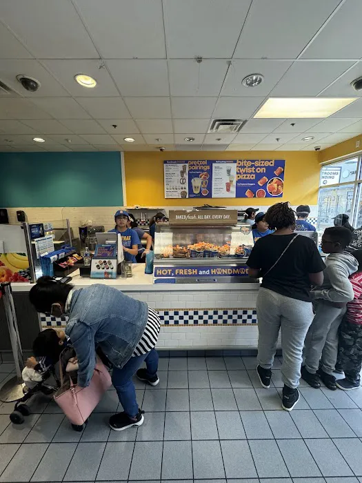Auntie Anne's Picture 2