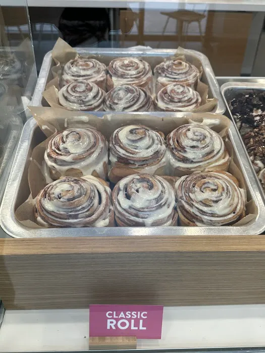 Cinnabon Picture 7