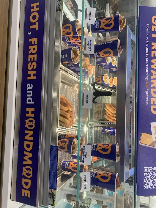 Cinnabon Picture 8