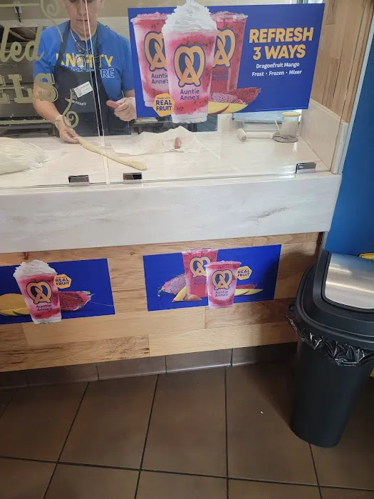 Auntie Anne's Picture 6