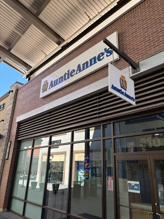 Auntie Anne's Picture 8