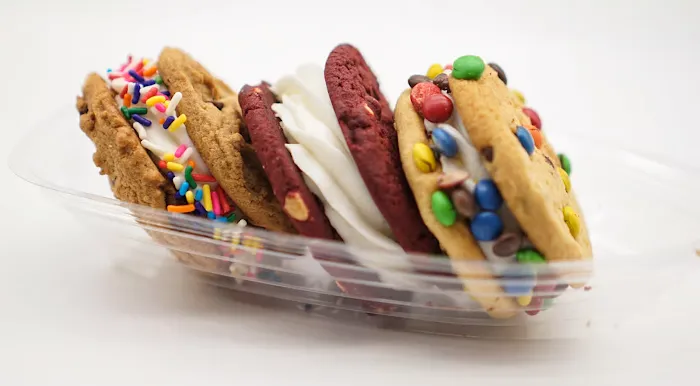 Lil’ Cakes & Creamery Picture 10