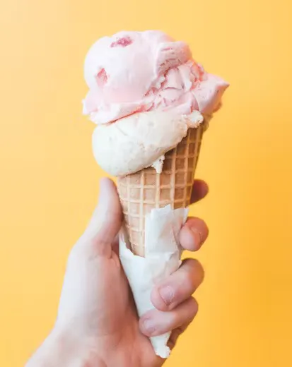 Lil’ Cakes & Creamery Picture 3