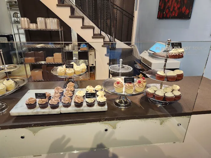 Alexandria Cupcake Picture 10