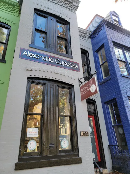 Alexandria Cupcake Picture 7