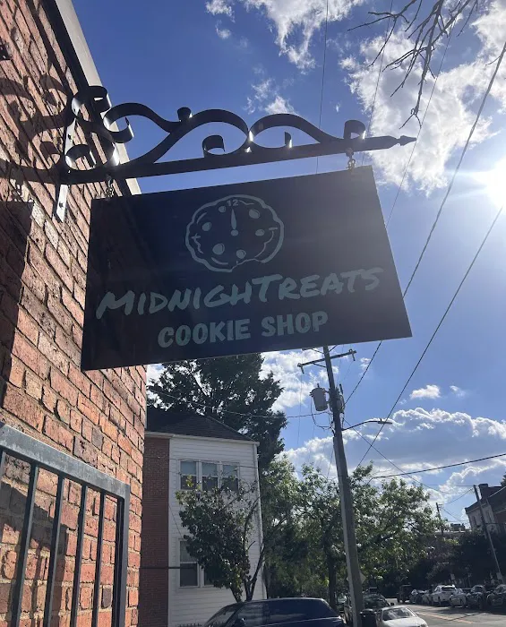 MidnighTreats Picture 6