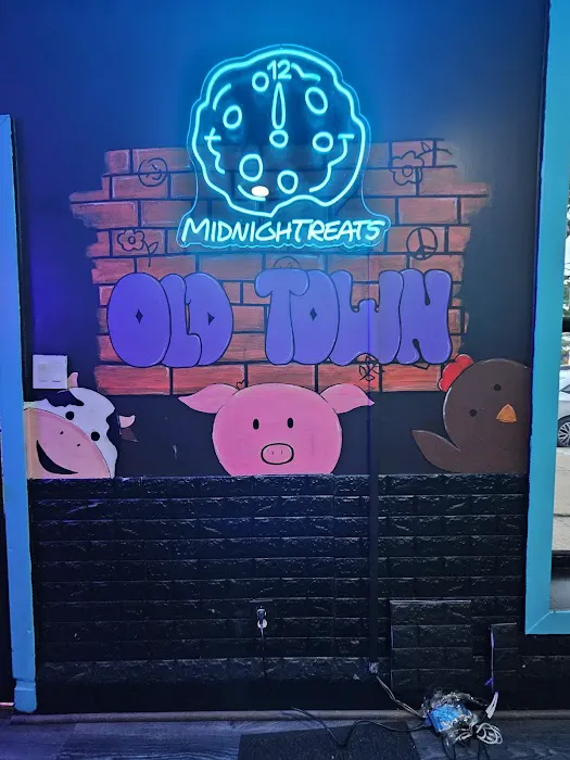 MidnighTreats Picture 2