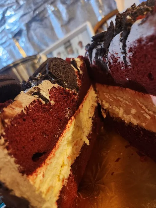 Tiffanys Bakery Picture 3