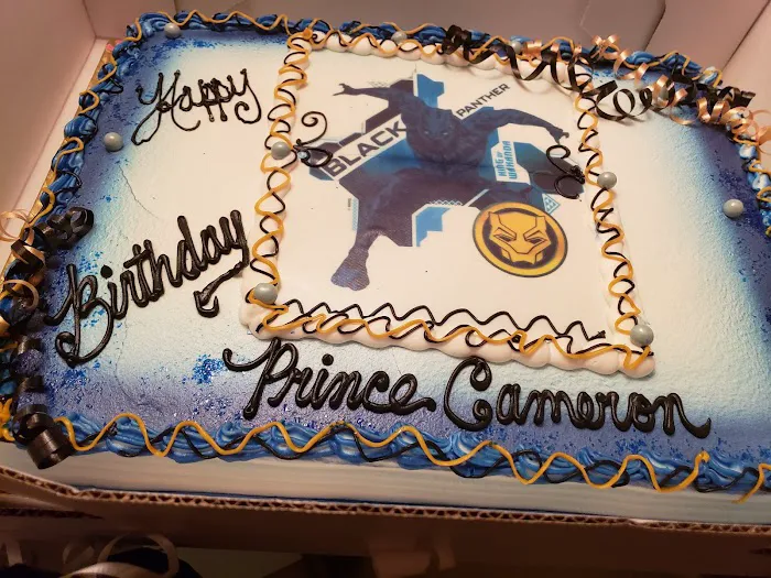 Tiffanys Bakery Picture 10