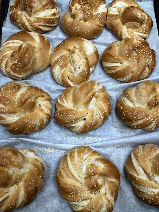 Tiger Market & Bakery Picture 3