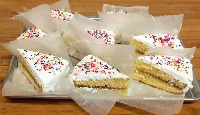 Tiger Market & Bakery Picture 2