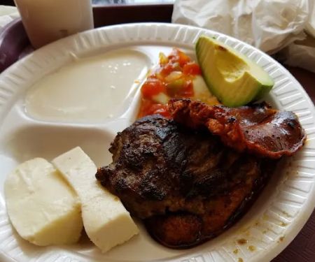 Veronica's Bakery & Cafe