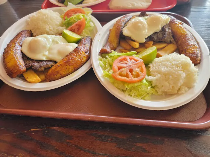 Veronica's Bakery & Cafe Picture 5