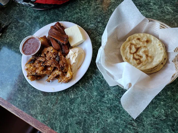 Veronica's Bakery & Cafe Picture 10