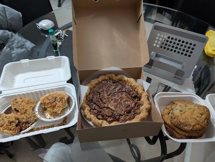 Livin' The Pie Life Picture 9
