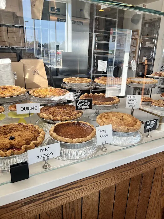 Livin' The Pie Life Picture 2