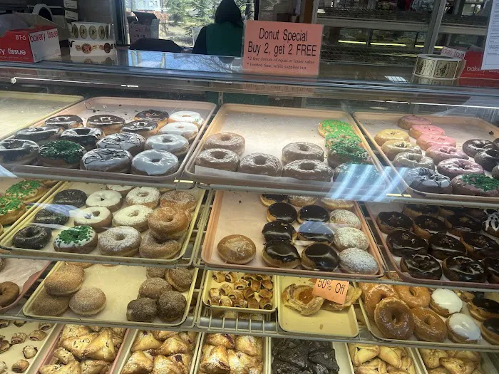 Heidelberg Pastry Shoppe Picture 10