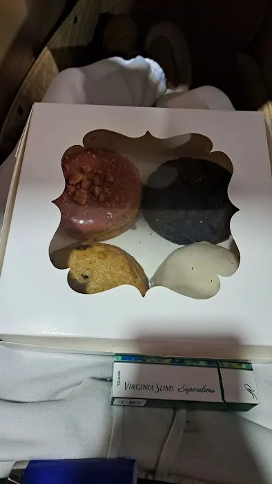 MidnighTreats Picture 1