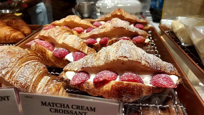 Tous les Jours Bakery and Cafe Picture 4