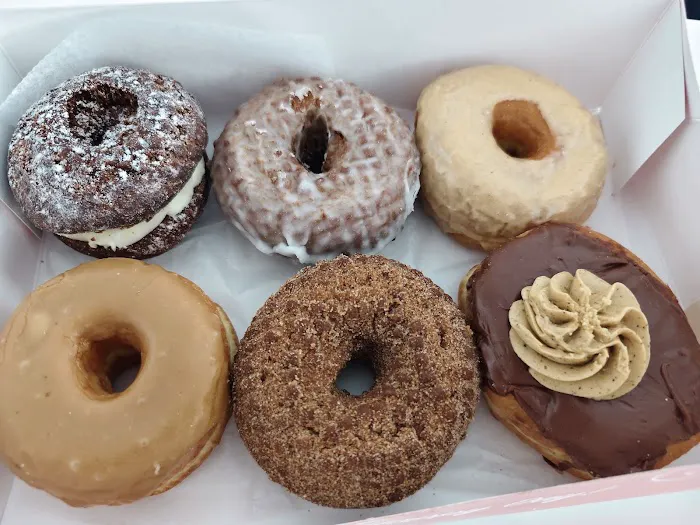 Good Company Doughnuts & Cafe - Ballston Picture 1