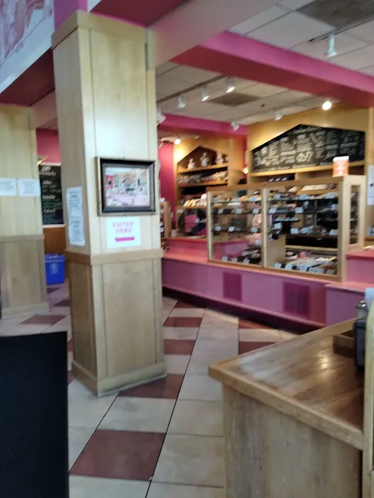 Praline Bakery & Bistro Picture 8