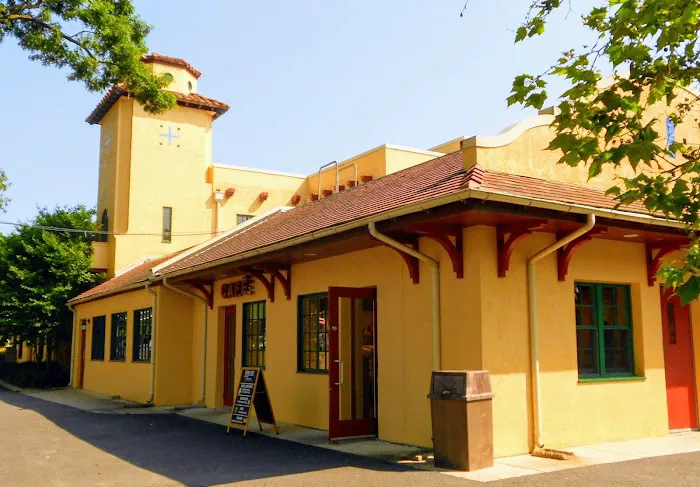 Praline Bakery at Glen Echo Park Picture 9