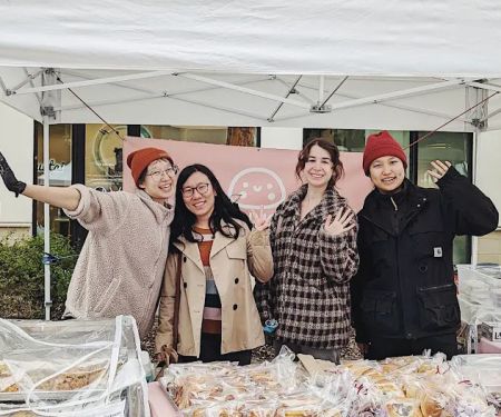Eatloco Metropolitan Park/Pentagon City Farmers' Market